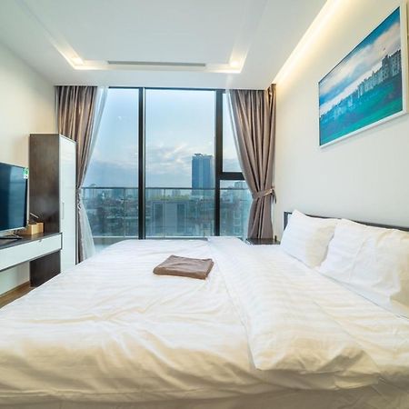 Bom Homes- Vinhomes Metropolis-Service Apartment Ханой Екстер'єр фото
