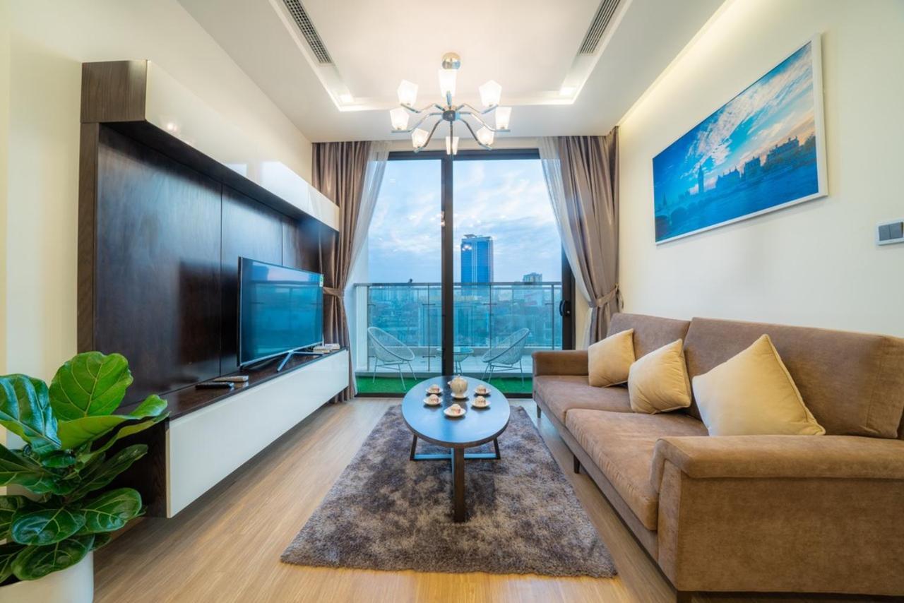 Bom Homes- Vinhomes Metropolis-Service Apartment Ханой Екстер'єр фото