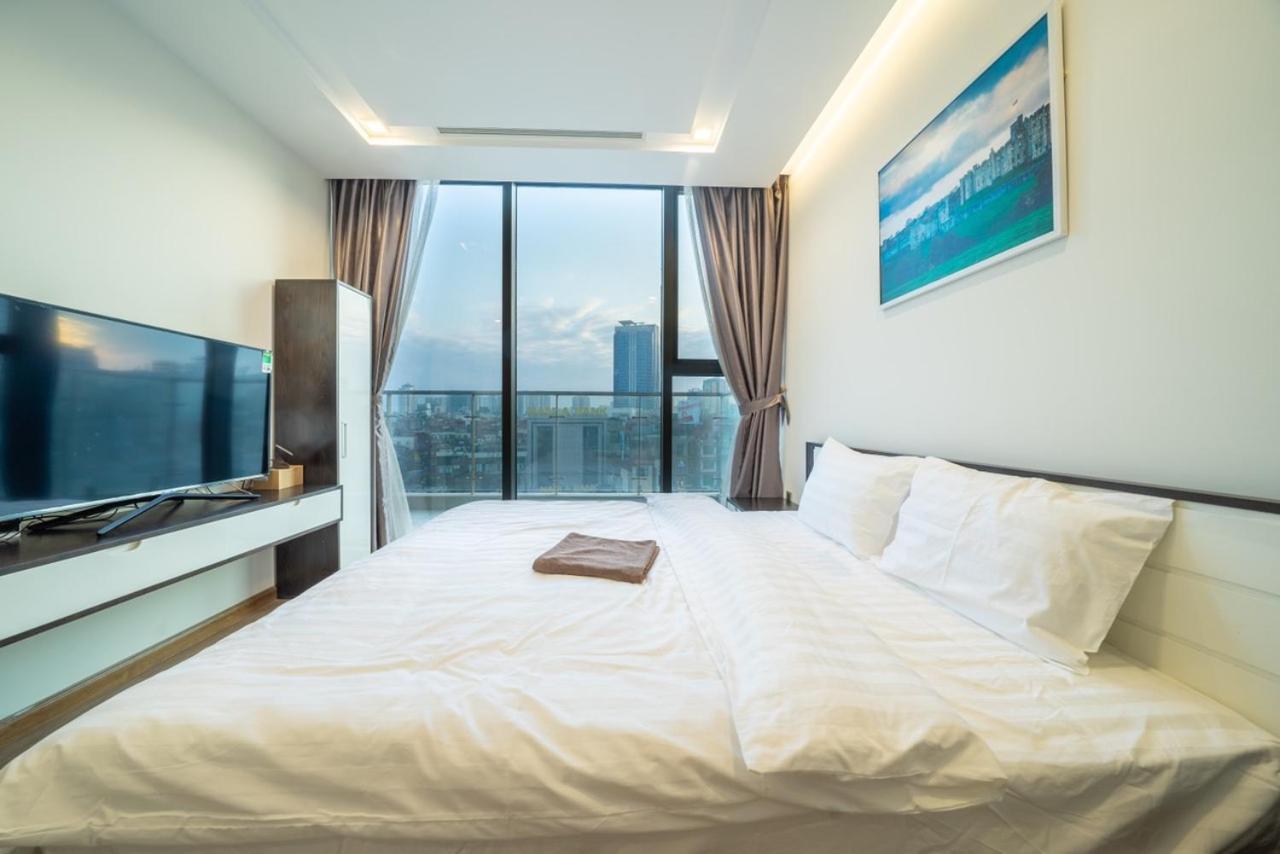 Bom Homes- Vinhomes Metropolis-Service Apartment Ханой Екстер'єр фото