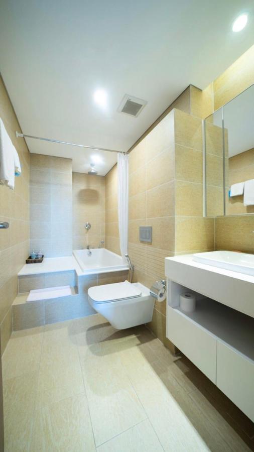 Bom Homes- Vinhomes Metropolis-Service Apartment Ханой Екстер'єр фото
