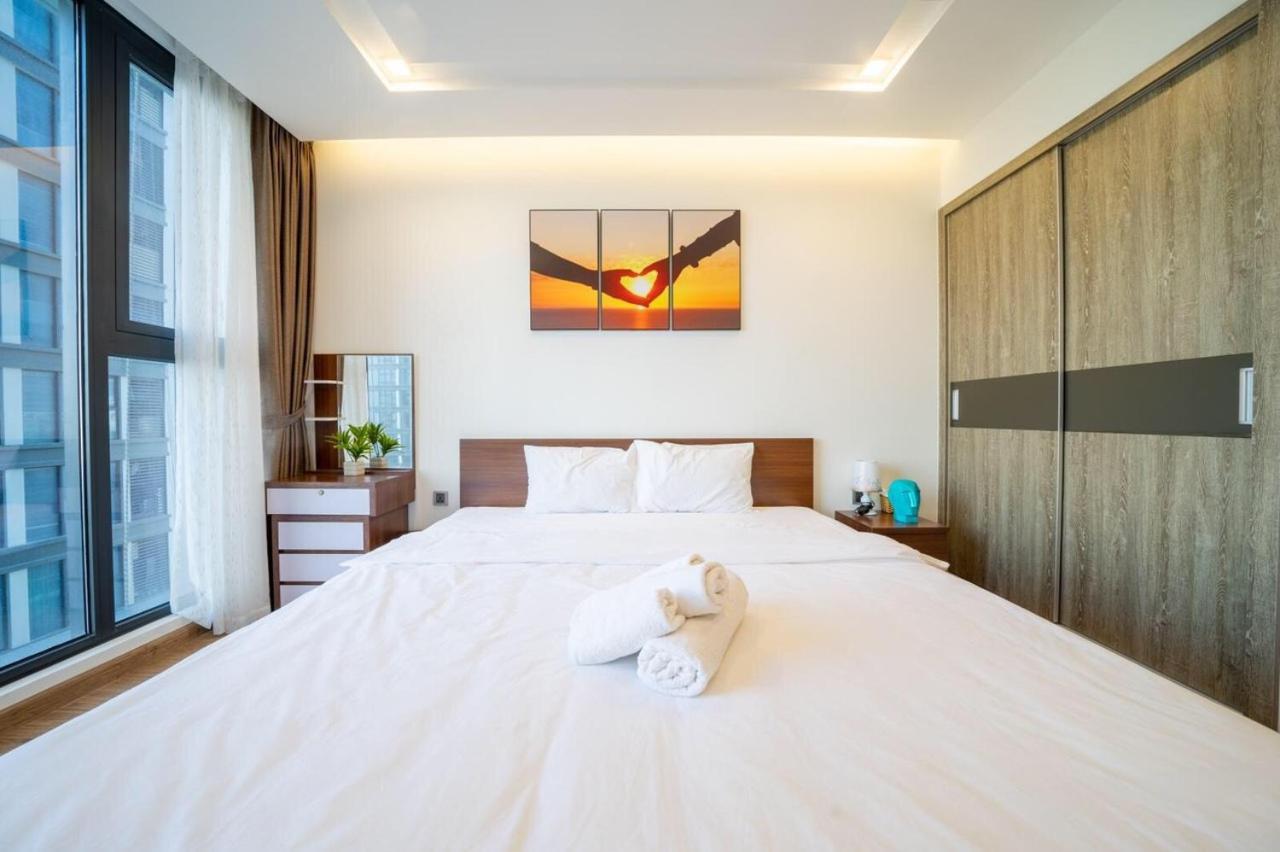 Bom Homes- Vinhomes Metropolis-Service Apartment Ханой Екстер'єр фото