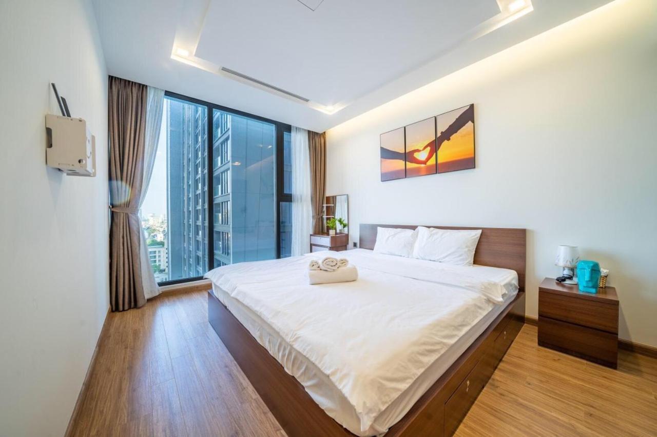 Bom Homes- Vinhomes Metropolis-Service Apartment Ханой Екстер'єр фото