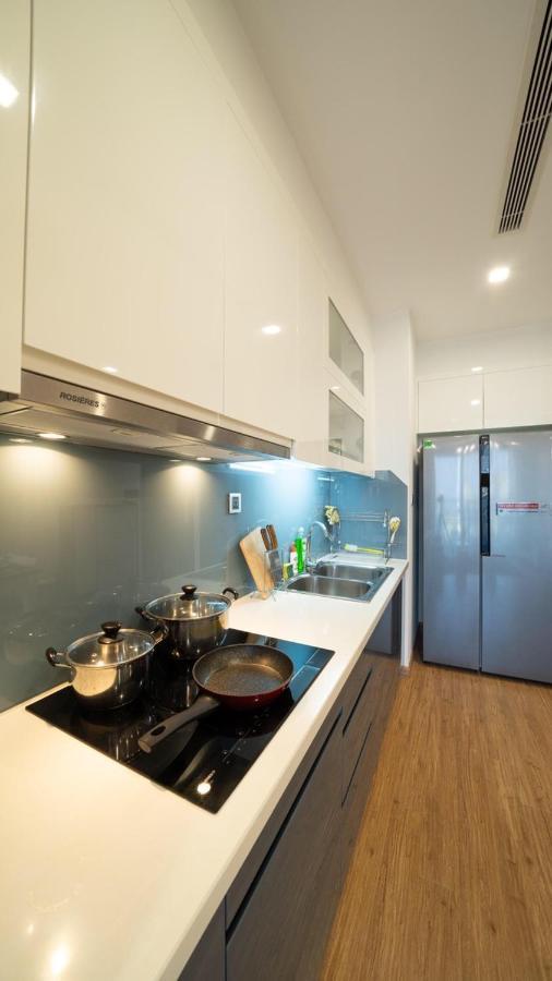 Bom Homes- Vinhomes Metropolis-Service Apartment Ханой Екстер'єр фото