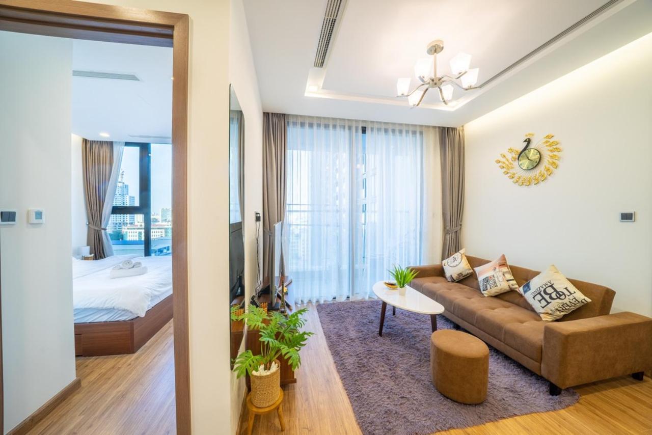 Bom Homes- Vinhomes Metropolis-Service Apartment Ханой Екстер'єр фото