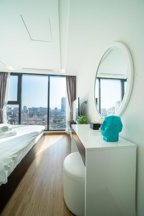 Bom Homes- Vinhomes Metropolis-Service Apartment Ханой Екстер'єр фото