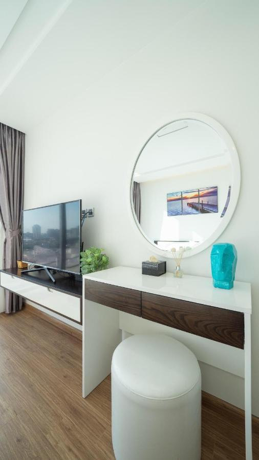 Bom Homes- Vinhomes Metropolis-Service Apartment Ханой Екстер'єр фото